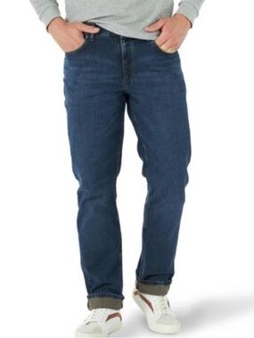 Lee Relaxed Fit 34 X 32 dark wash jeans